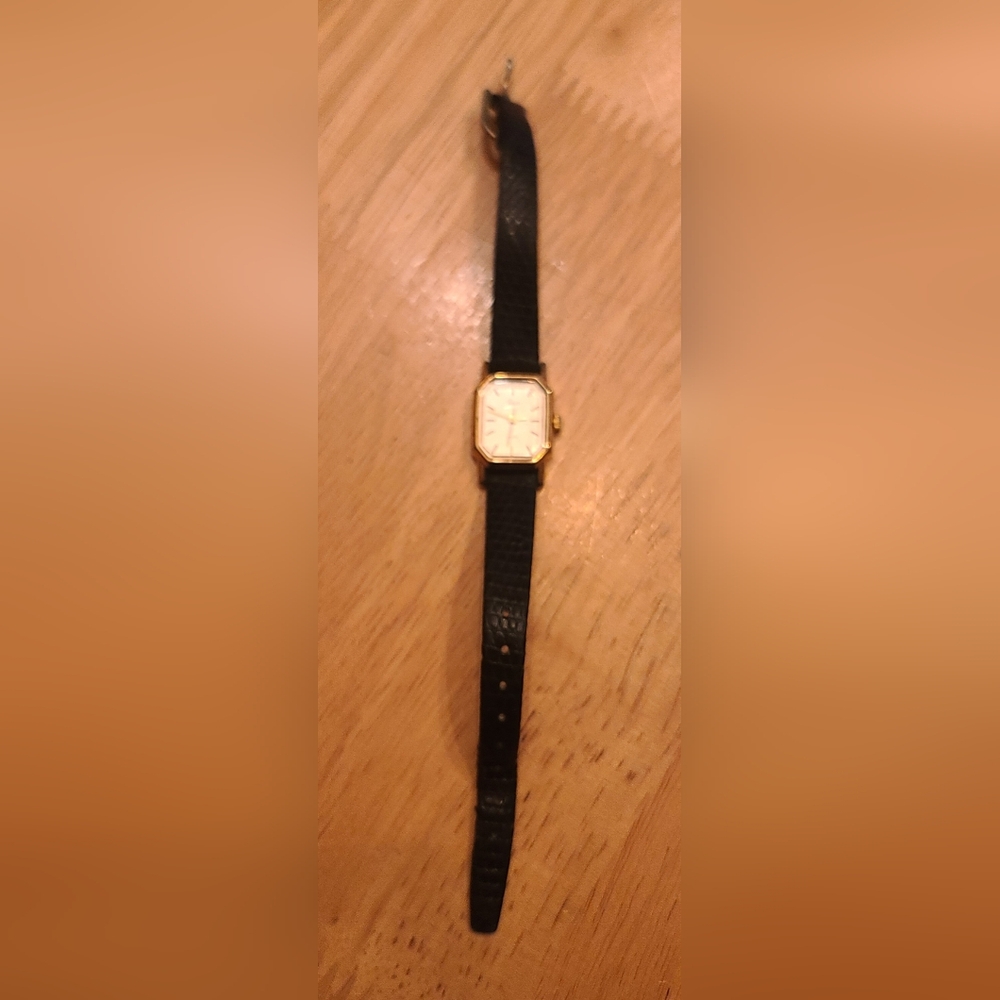 Timex Women's Wrist Watch Black Croc Band - Picture 3 of 3